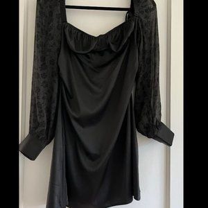 NWOT Danielle Bernstein Puff Sleeve Mini Dress Size 8